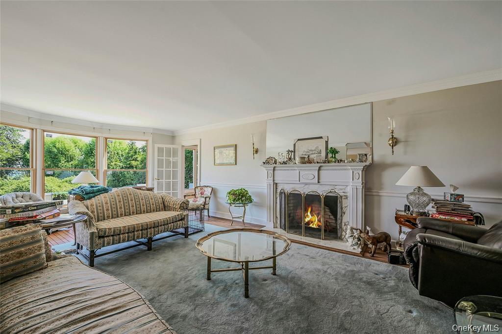 34 Bay Crest Drive, Huntington Bay, NY 11743