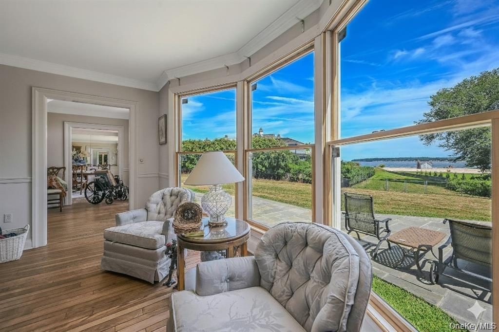 34 Bay Crest Drive, Huntington Bay, NY 11743