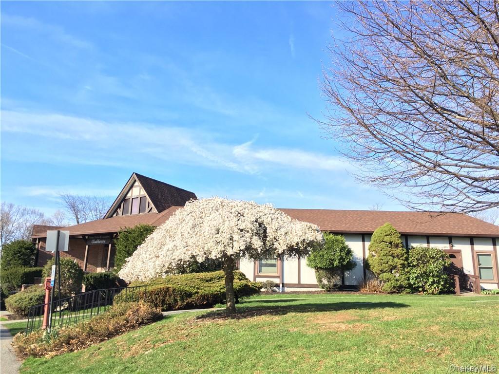 732 Sierra Vista Lane, Valley Cottage, NY 10989