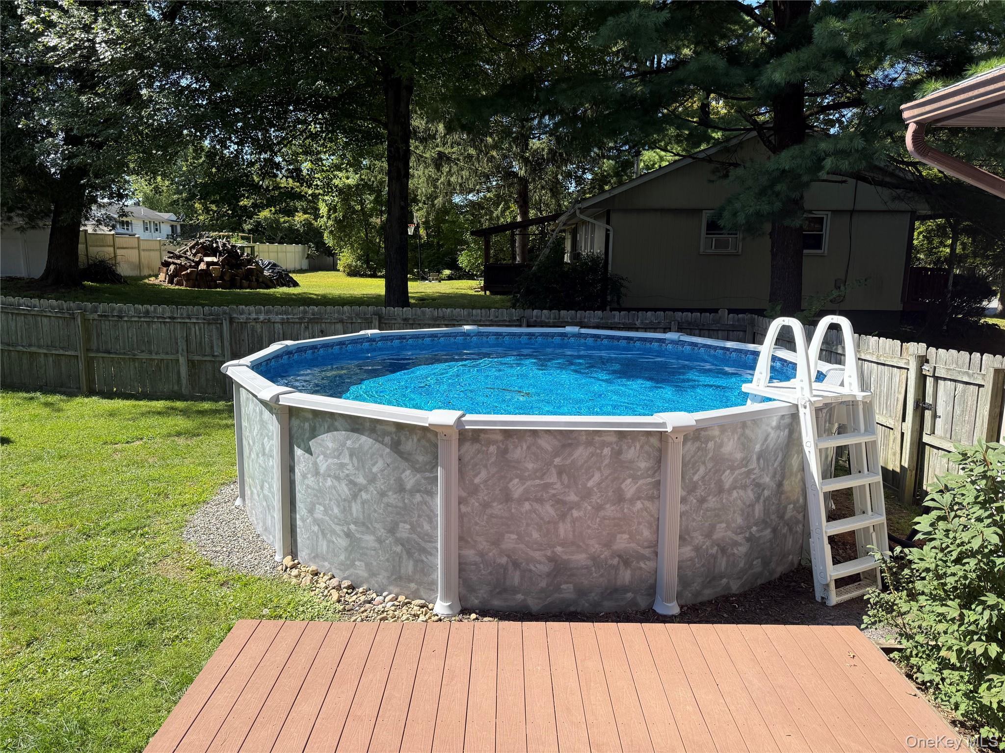 11 Cambridge Drive, Red Hook, NY 12571