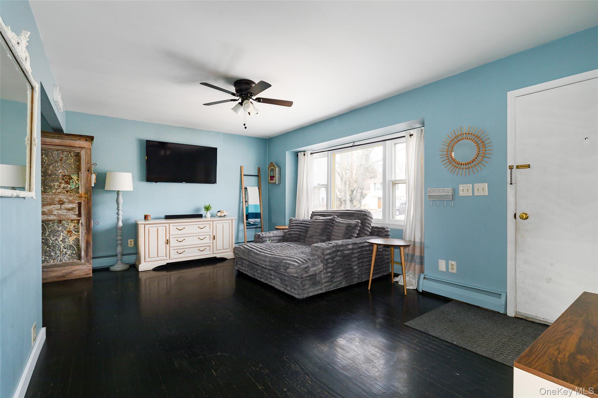 11 Cambridge Drive, Red Hook, NY 12571