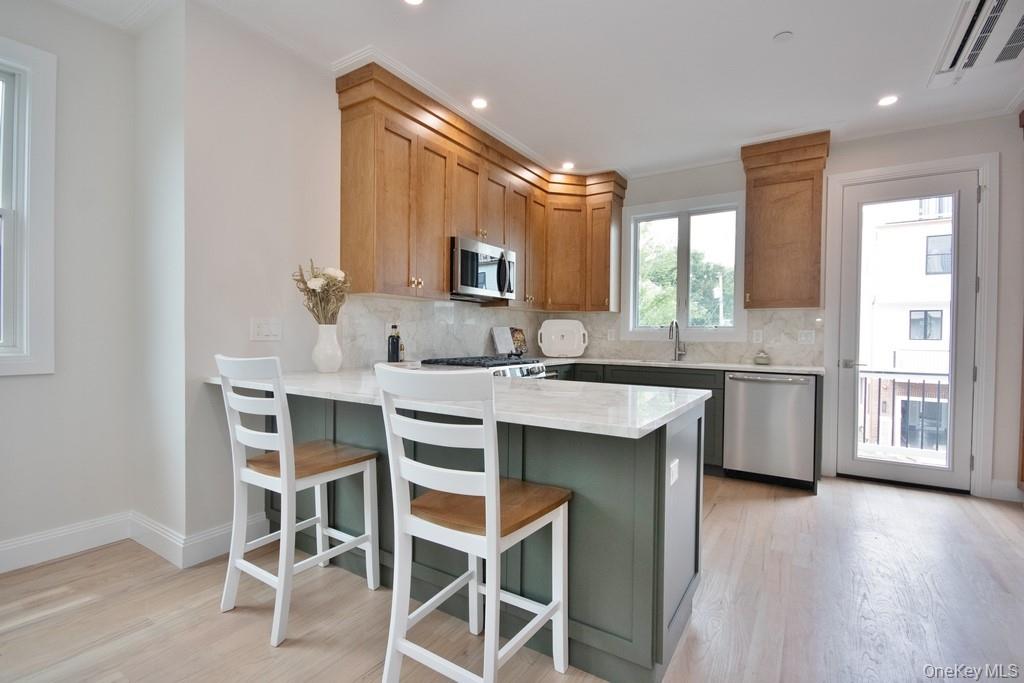 42 Andrews Lane, Sleepy Hollow, NY 10591