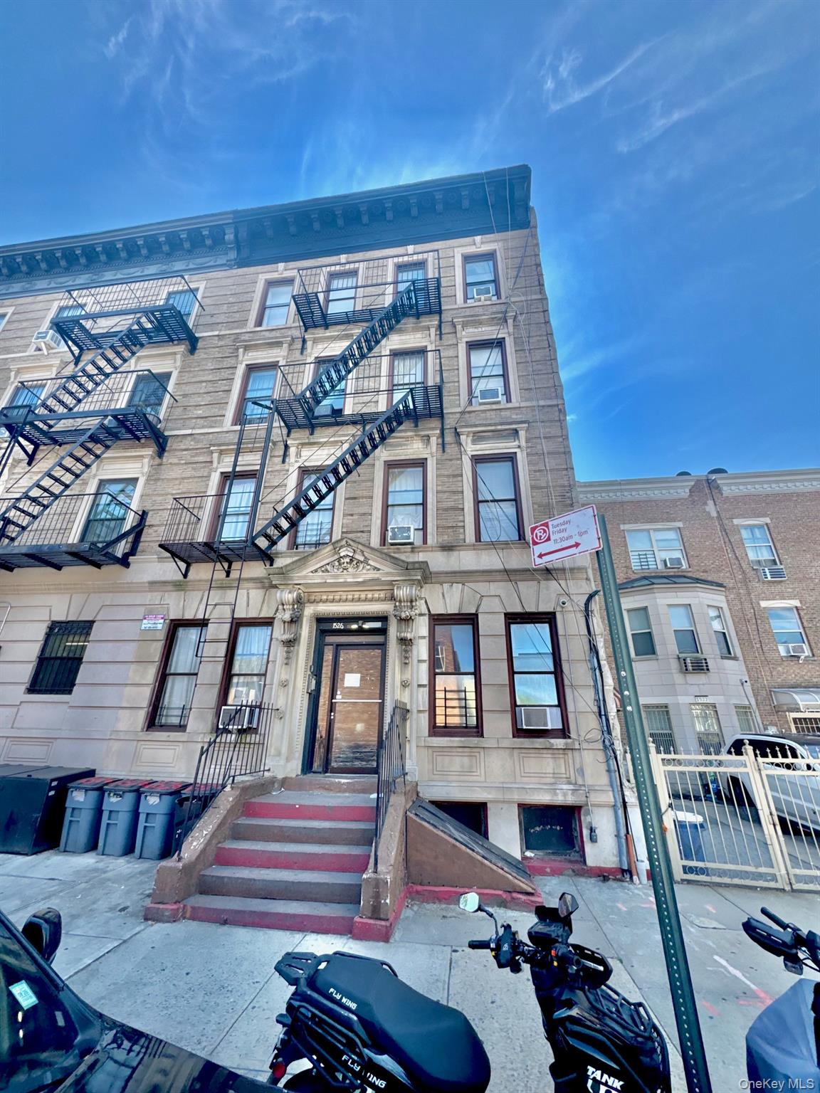 1526 Pacific Street, Brooklyn, NY 11213
