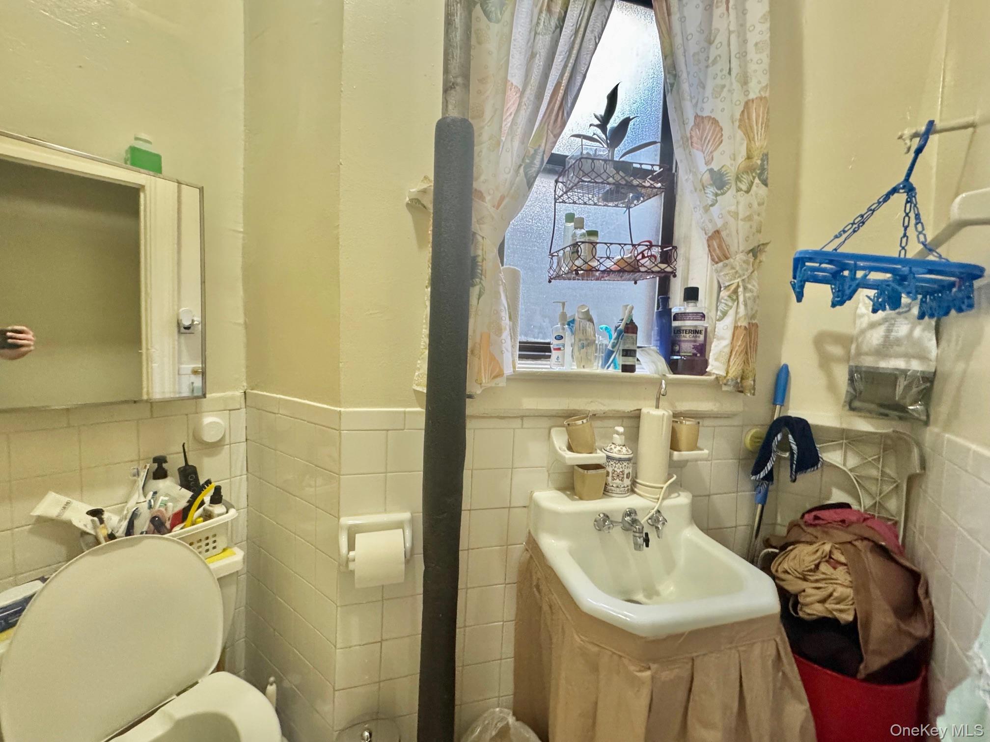 1526 Pacific Street, Brooklyn, NY 11213