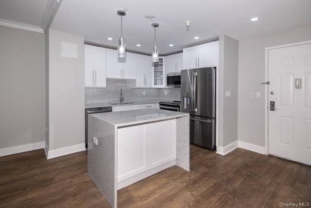 1100 Avalon Street # S1124, Glen Cove, NY 11542