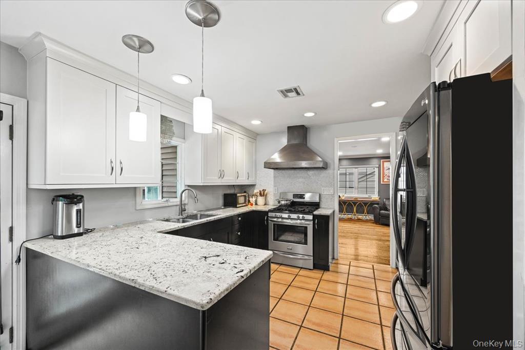 1127 Fordham Lane, Woodmere, NY 11598