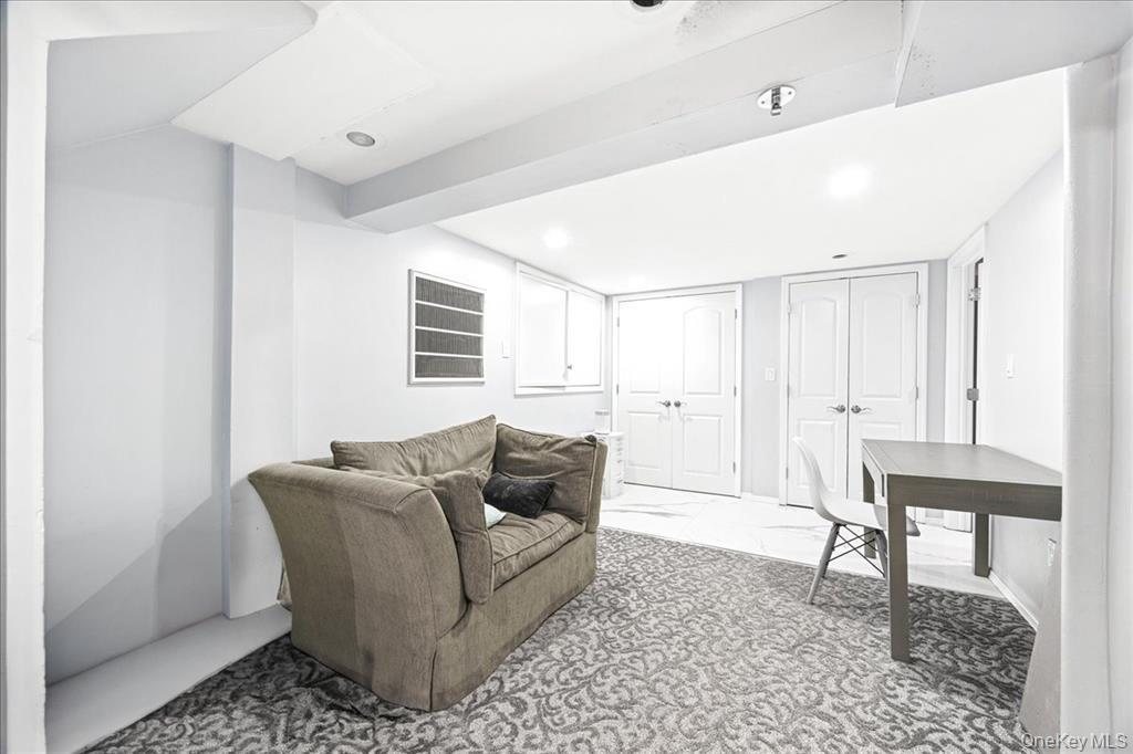 1127 Fordham Lane, Woodmere, NY 11598