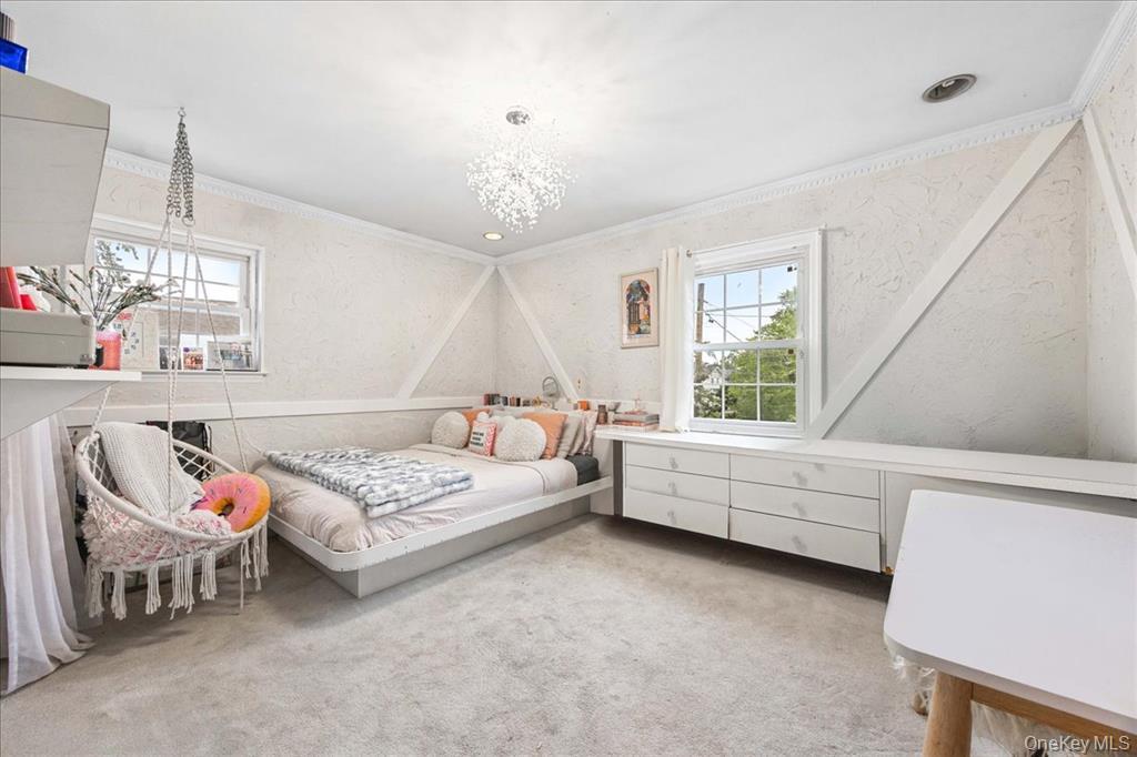 1127 Fordham Lane, Woodmere, NY 11598