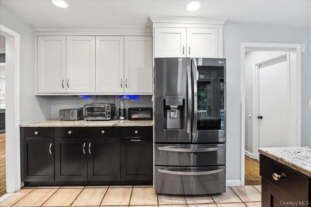 1127 Fordham Lane, Woodmere, NY 11598