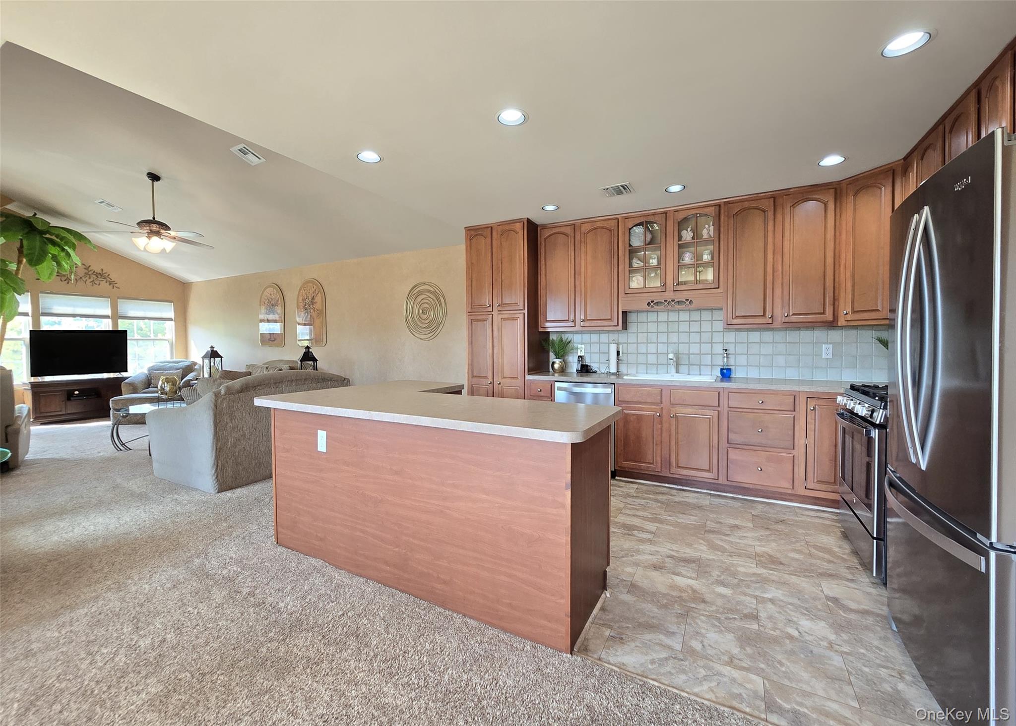 105 Commodore Circle, Port Jefferson Station, NY 11776