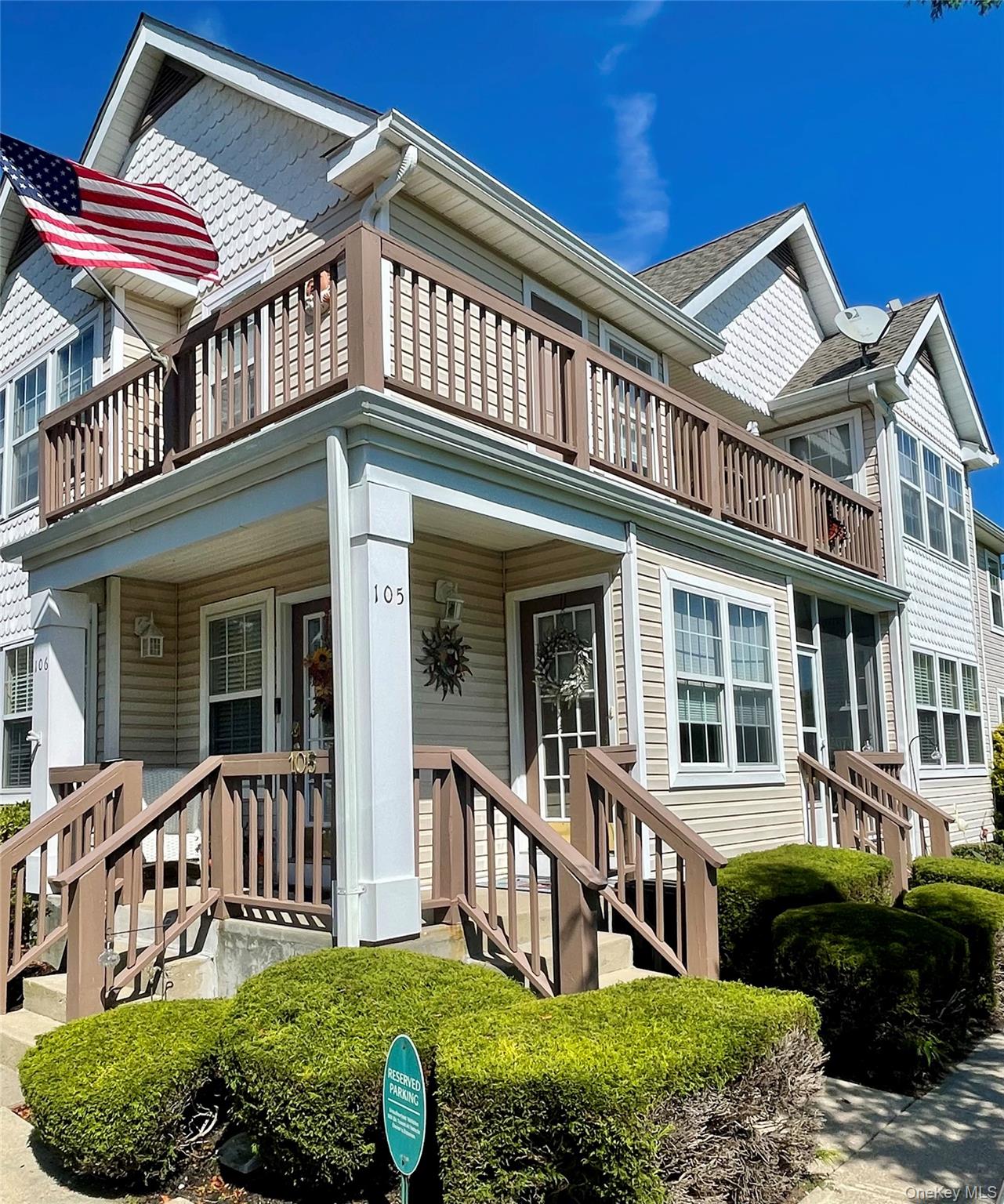 105 Commodore Circle, Port Jefferson Station, NY 11776