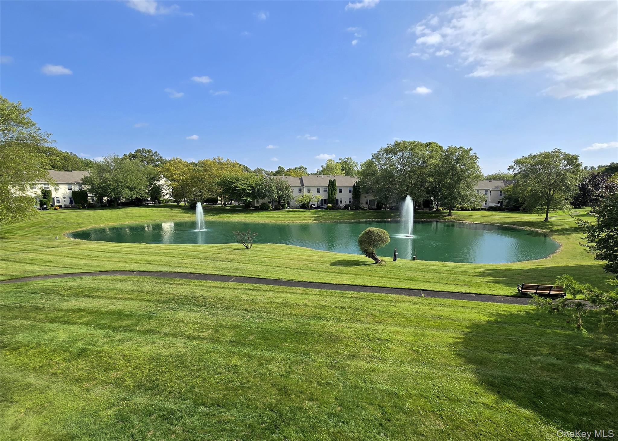 105 Commodore Circle, Port Jefferson Station, NY 11776