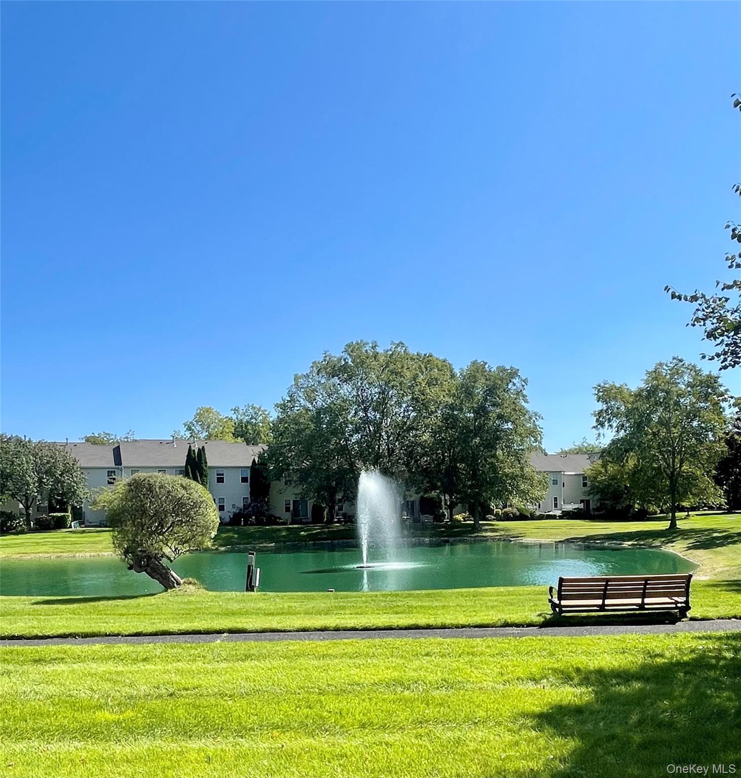 105 Commodore Circle, Port Jefferson Station, NY 11776