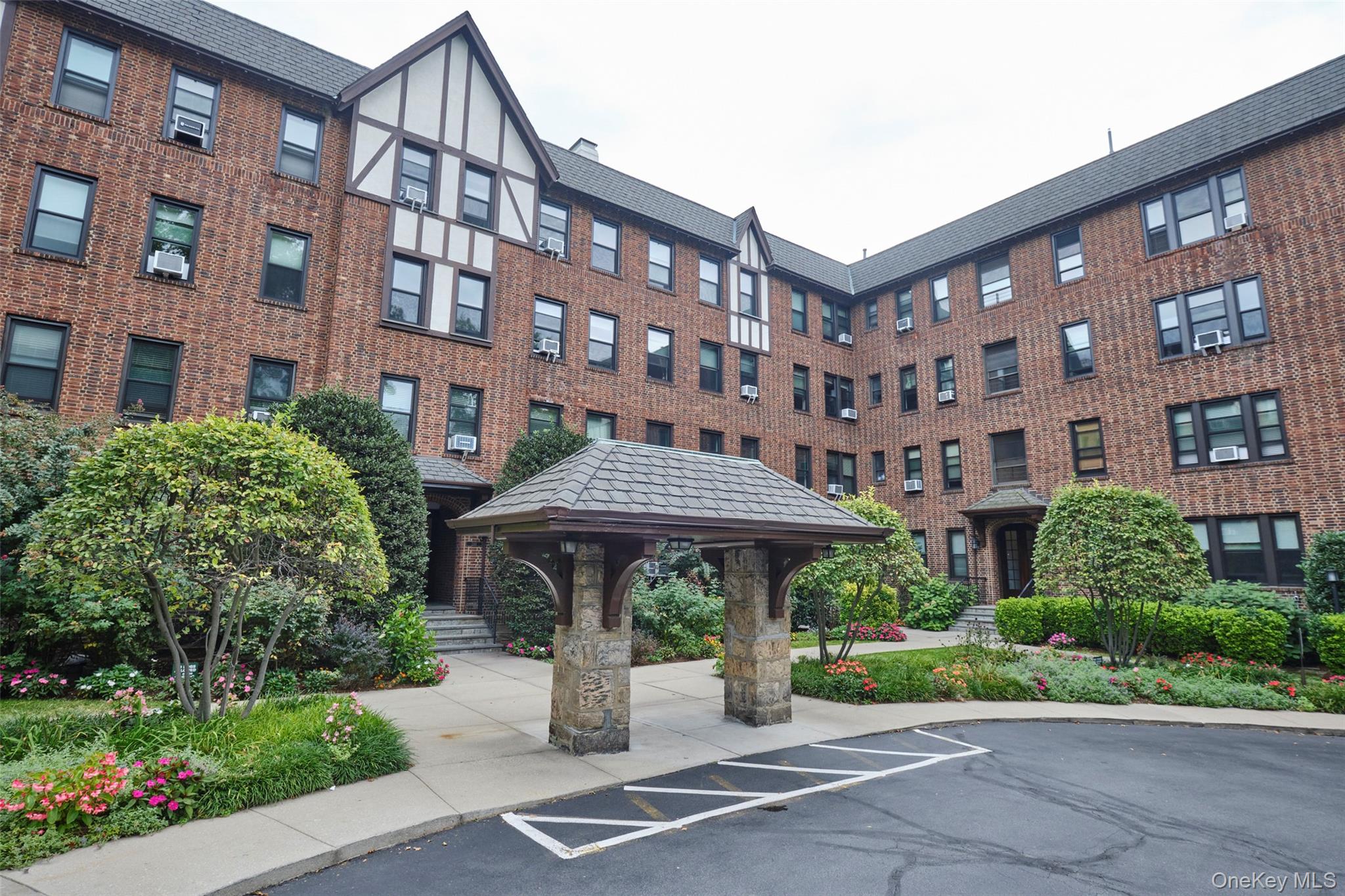 244 Bronxville Road # G3, Bronxville, NY 10708