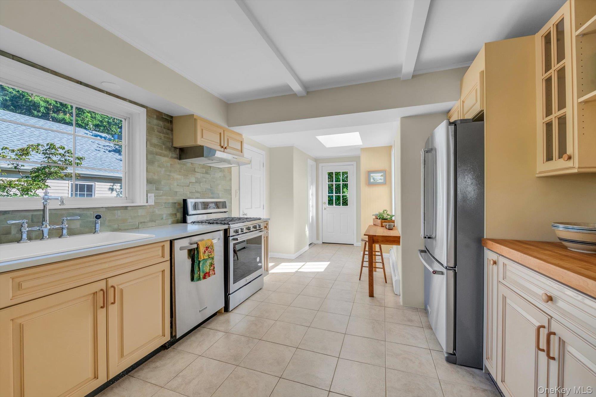 2 Smull Lane, Port Washington, NY 11050