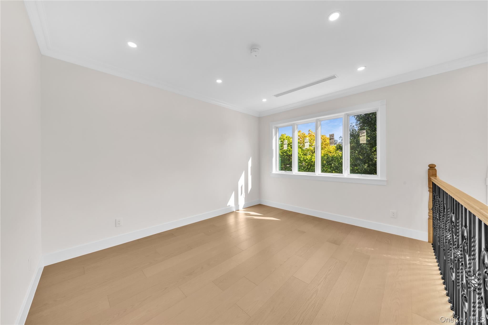 5648 219th Street, Bayside, NY 11364