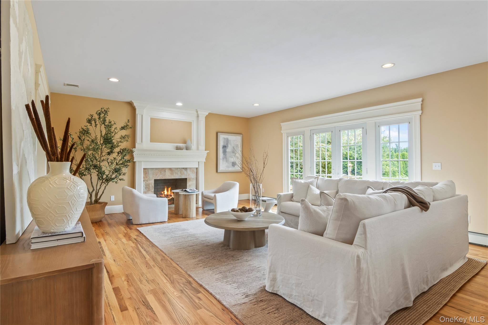 10 Rolling Meadow Lane, Northport, NY 11768