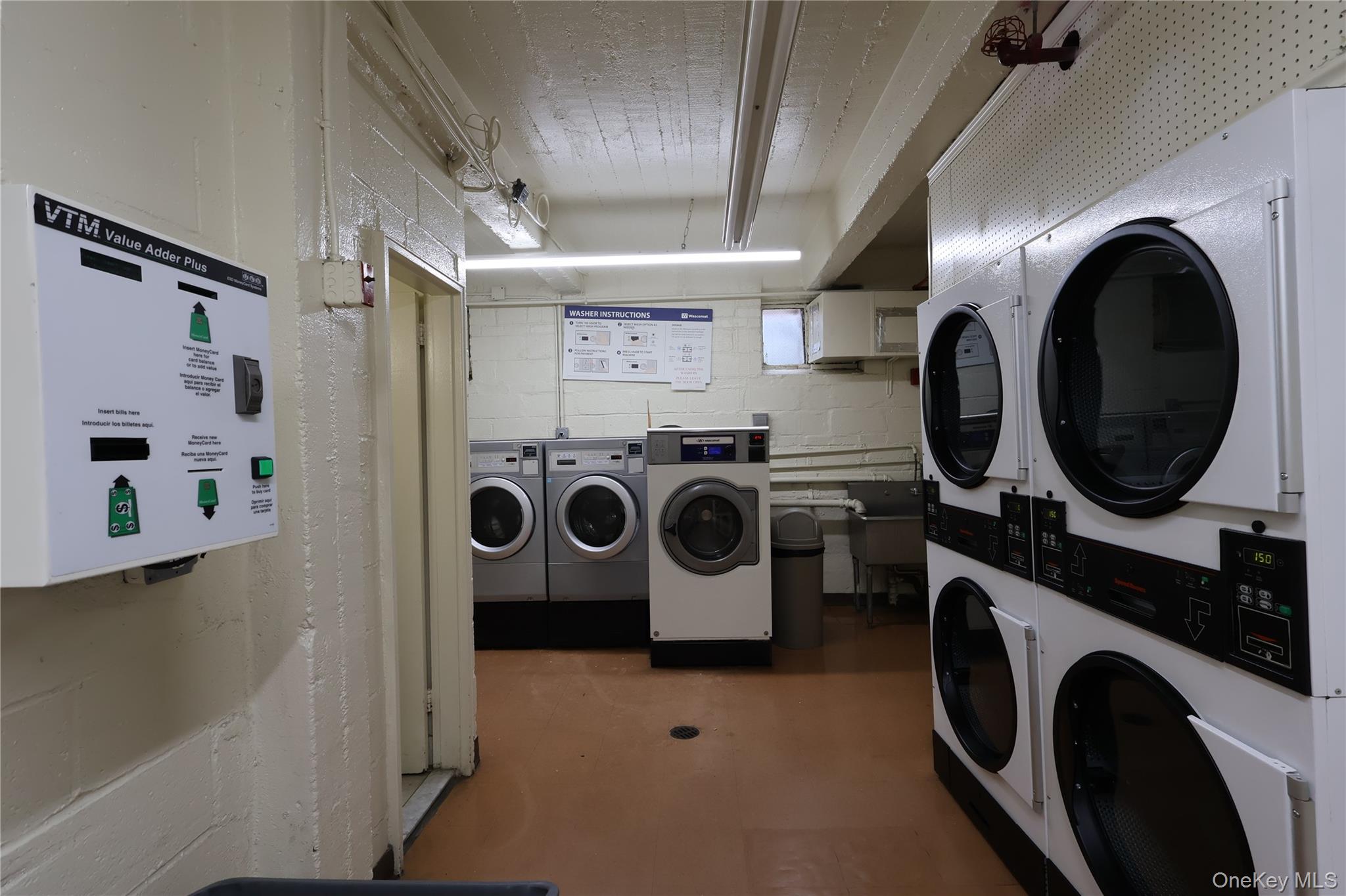 99-10 60th Avenue # 2L, Corona, NY 11368