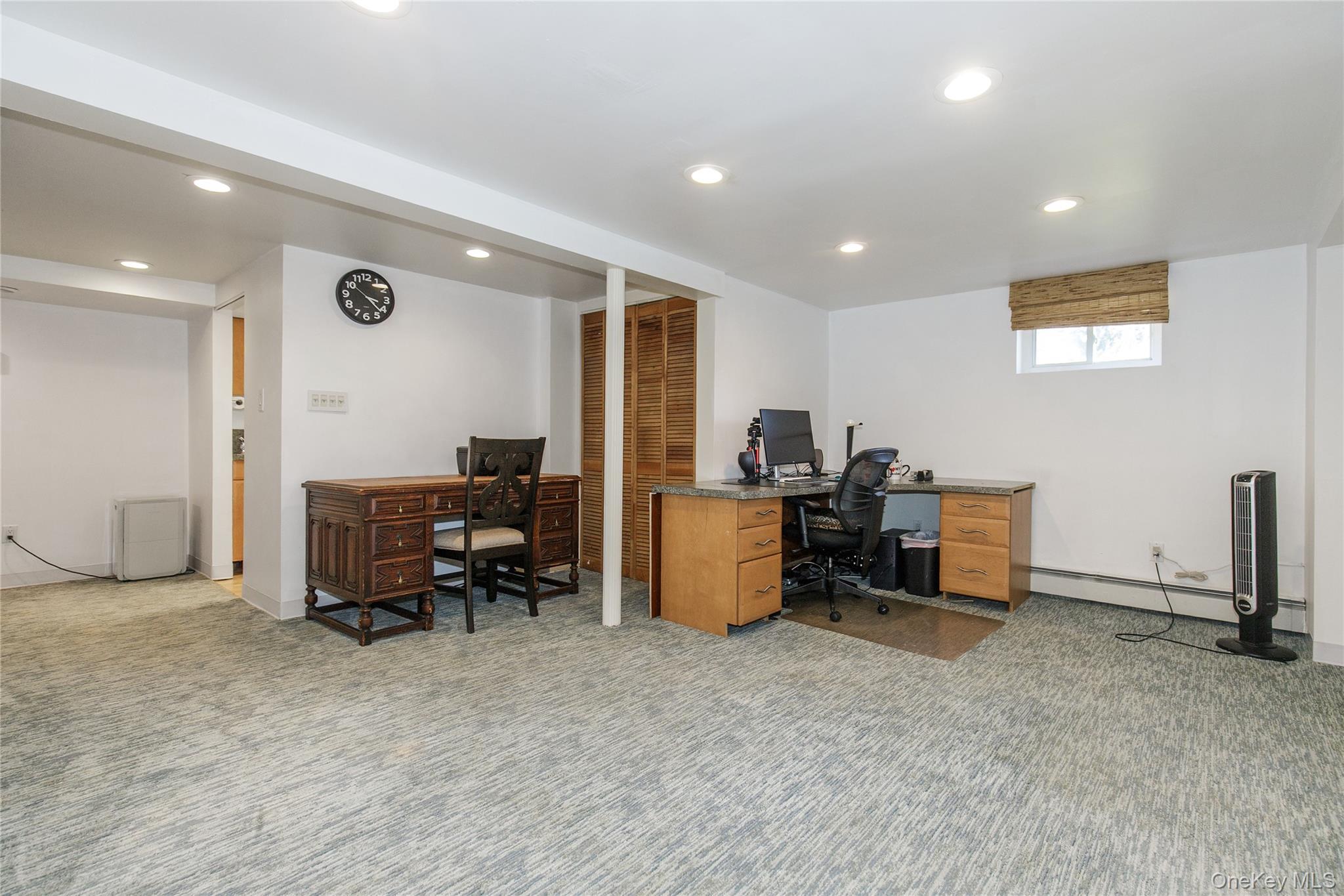 34 Linden Street, New Hyde Park, NY 11040