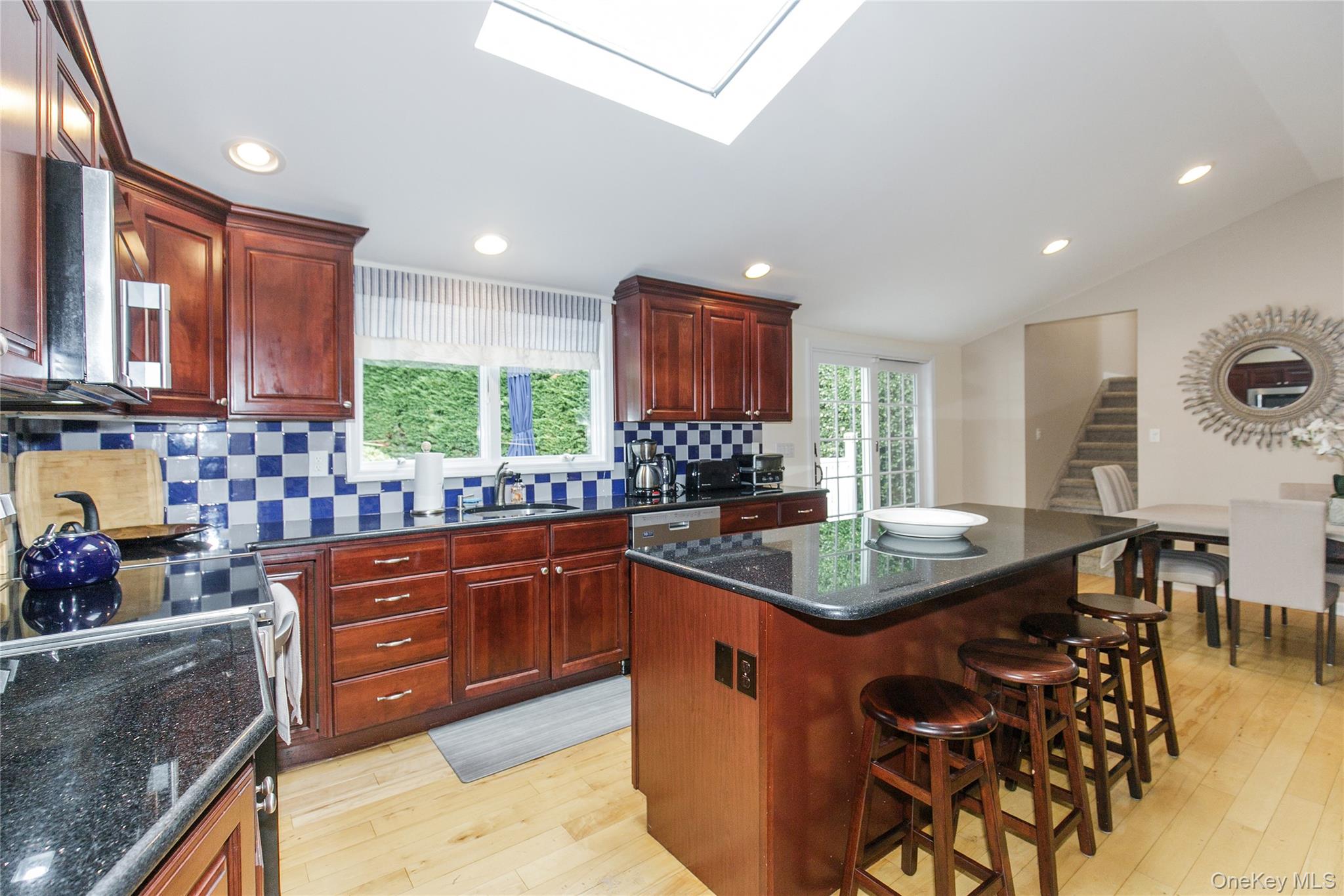 5 Searington Drive, Syosset, NY 11791