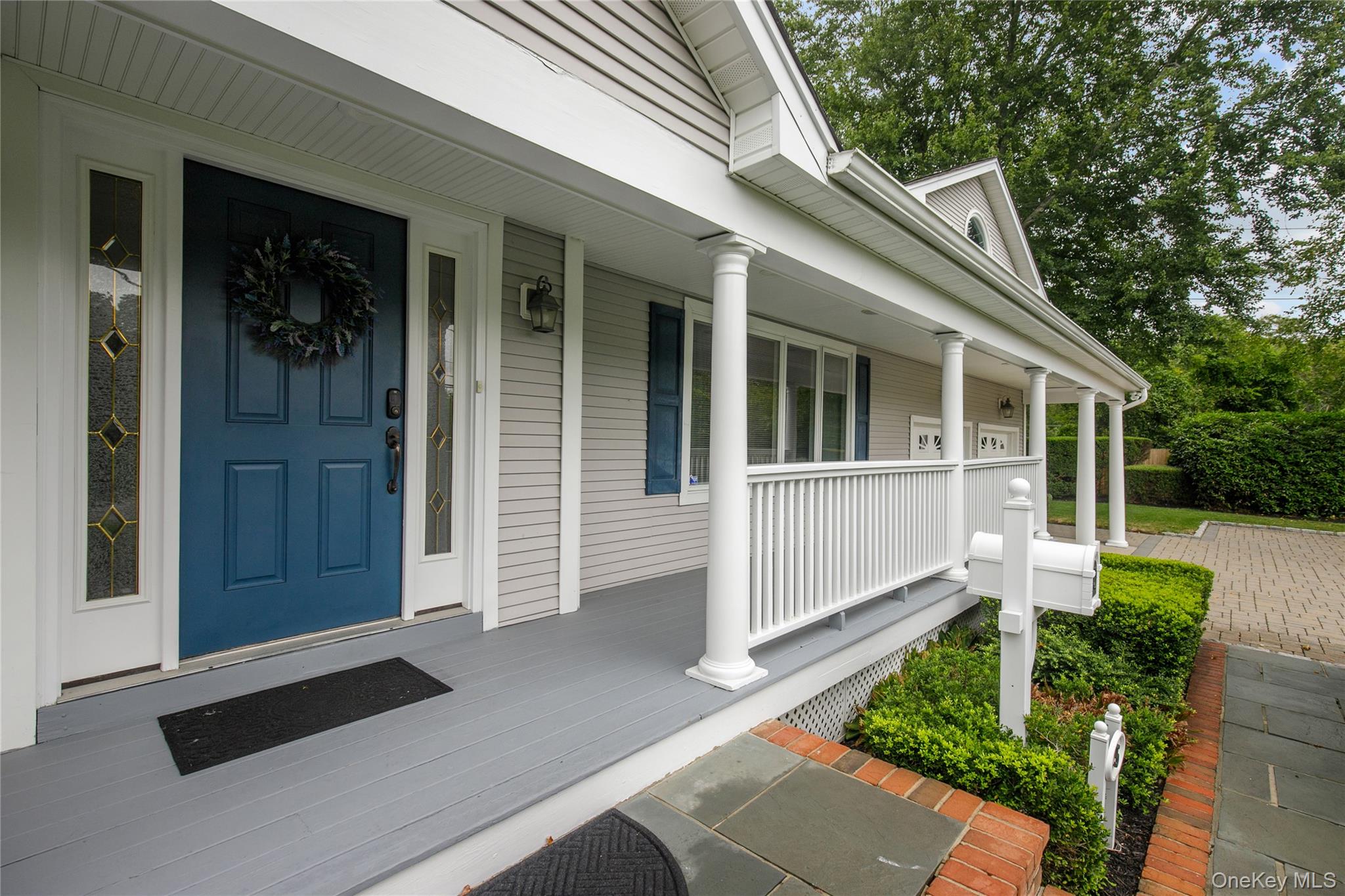 5 Searington Drive, Syosset, NY 11791