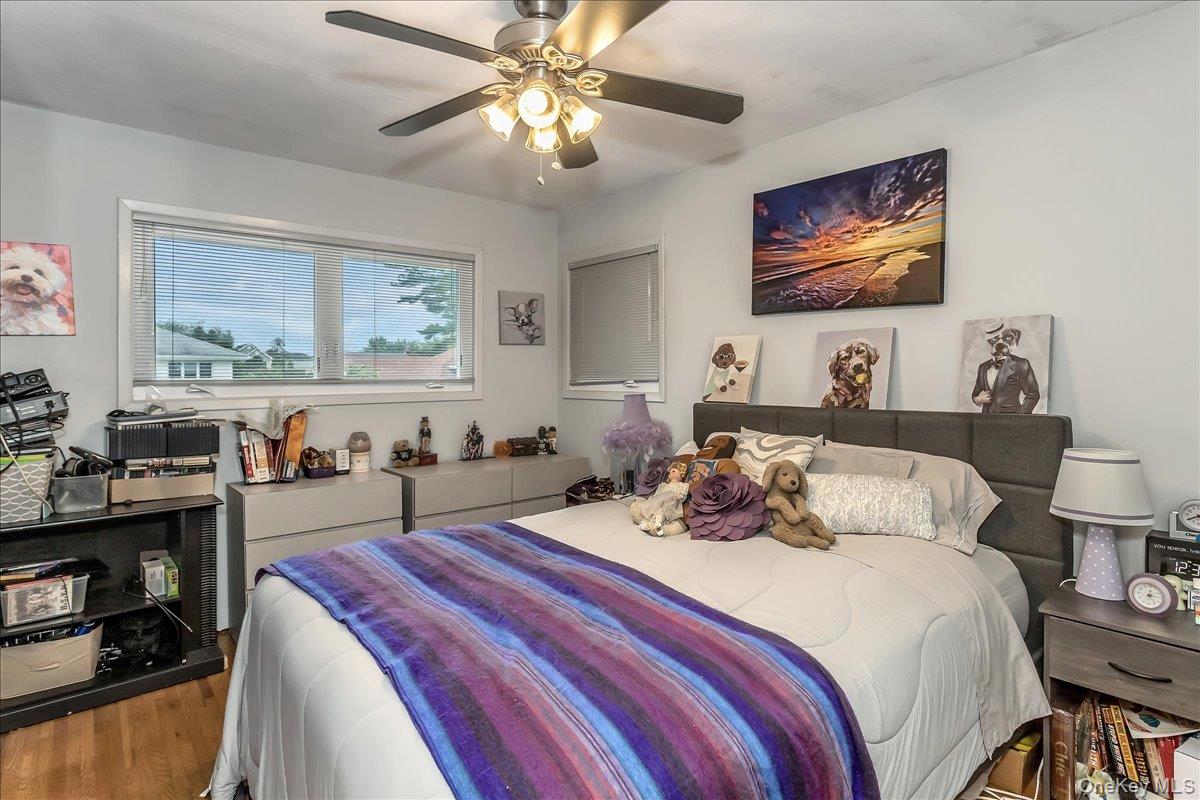 113 Northern Parkway W, Plainview, NY 11803