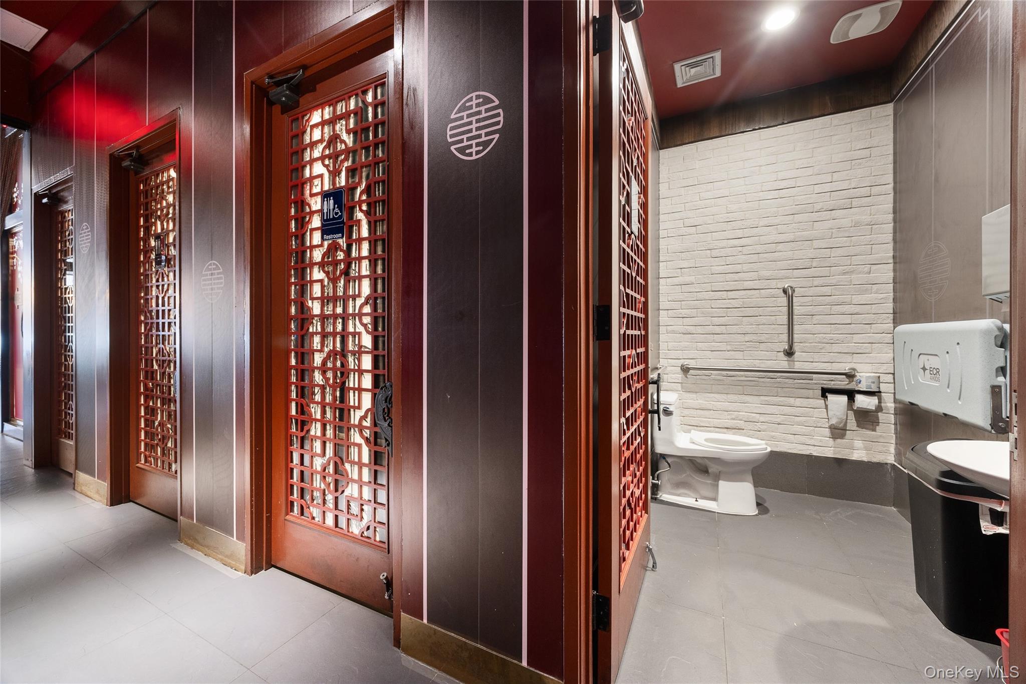 45 Carmans Road, Massapequa, NY 11758