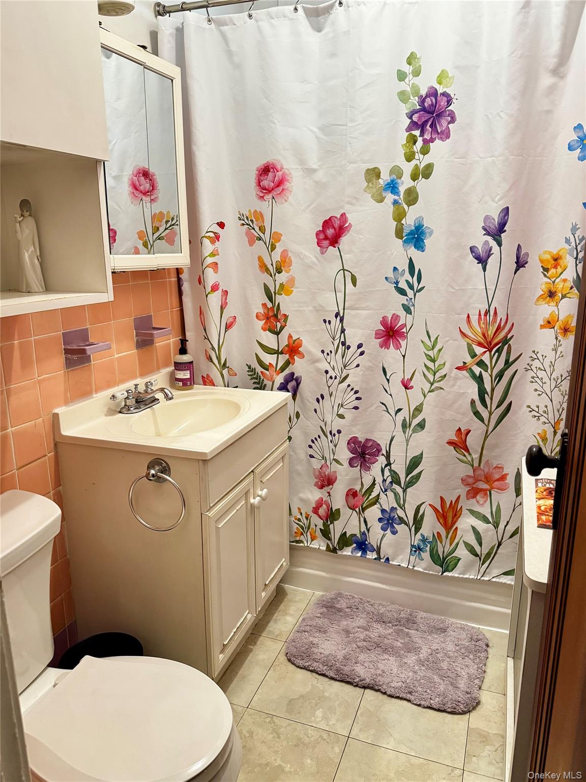 77-42 74th Street, Glendale, NY 11385