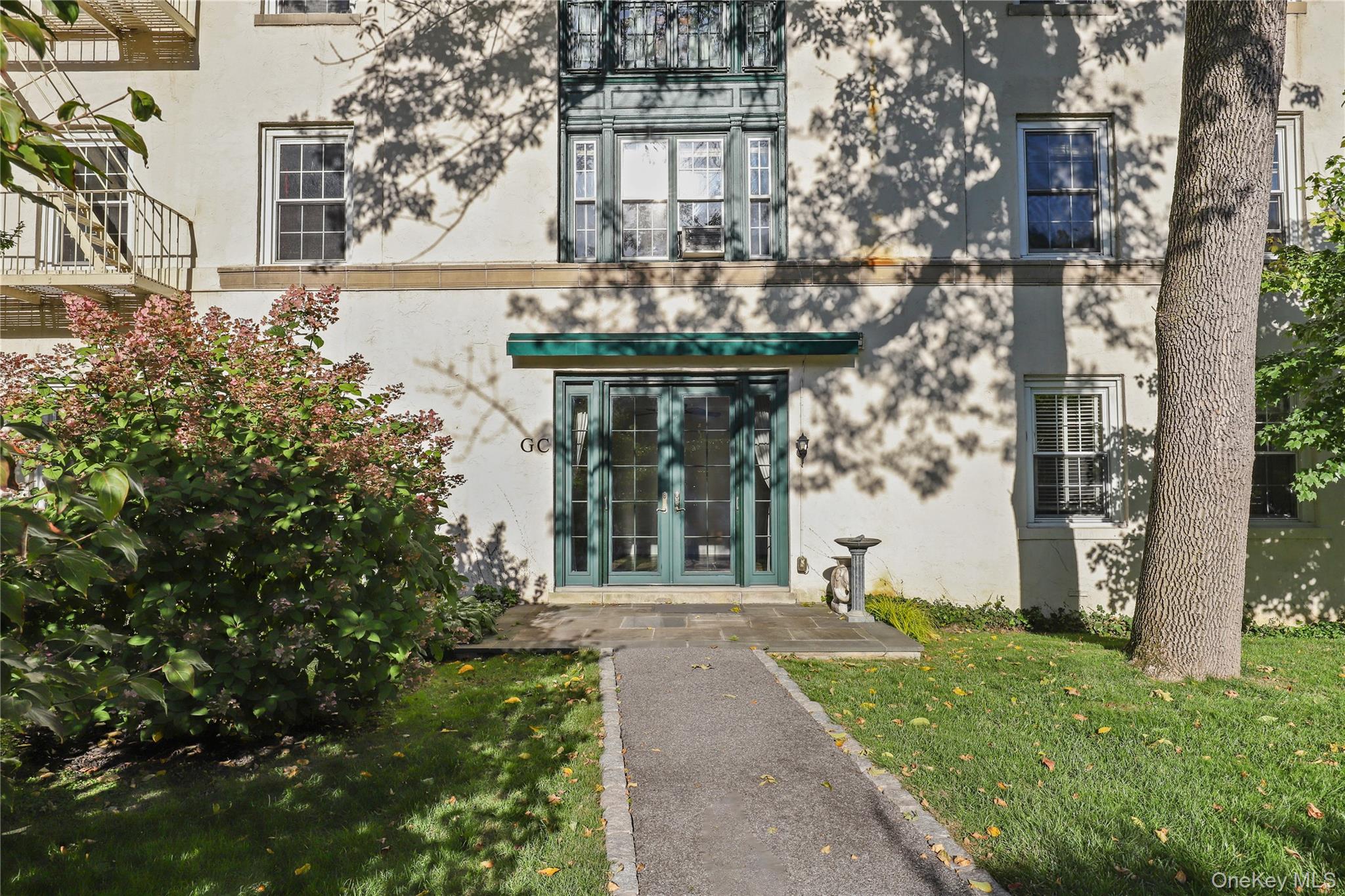 6 Brooklands # GC, Bronxville, NY 10708