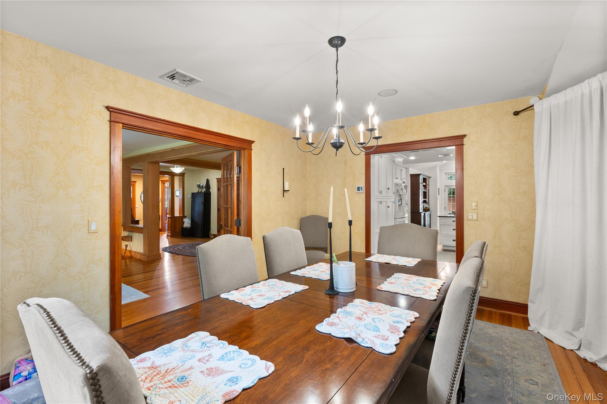 275 Woodland Drive, Brightwaters, NY 11718