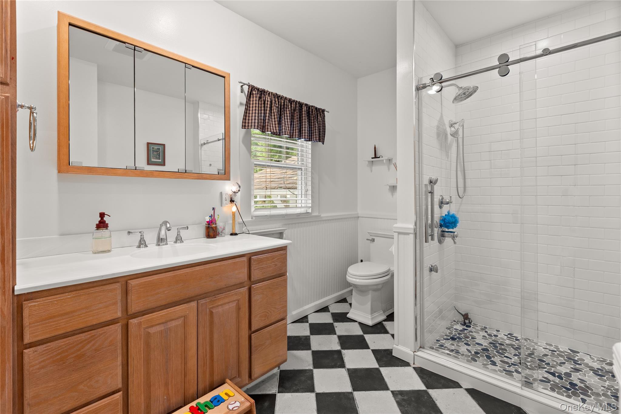 275 Woodland Drive, Brightwaters, NY 11718