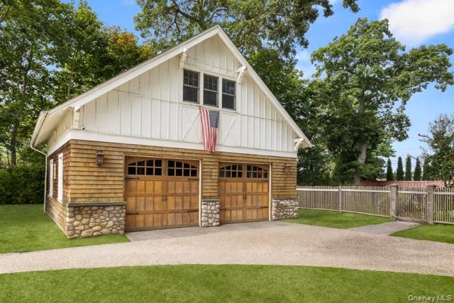 275 Woodland Drive, Brightwaters, NY 11718