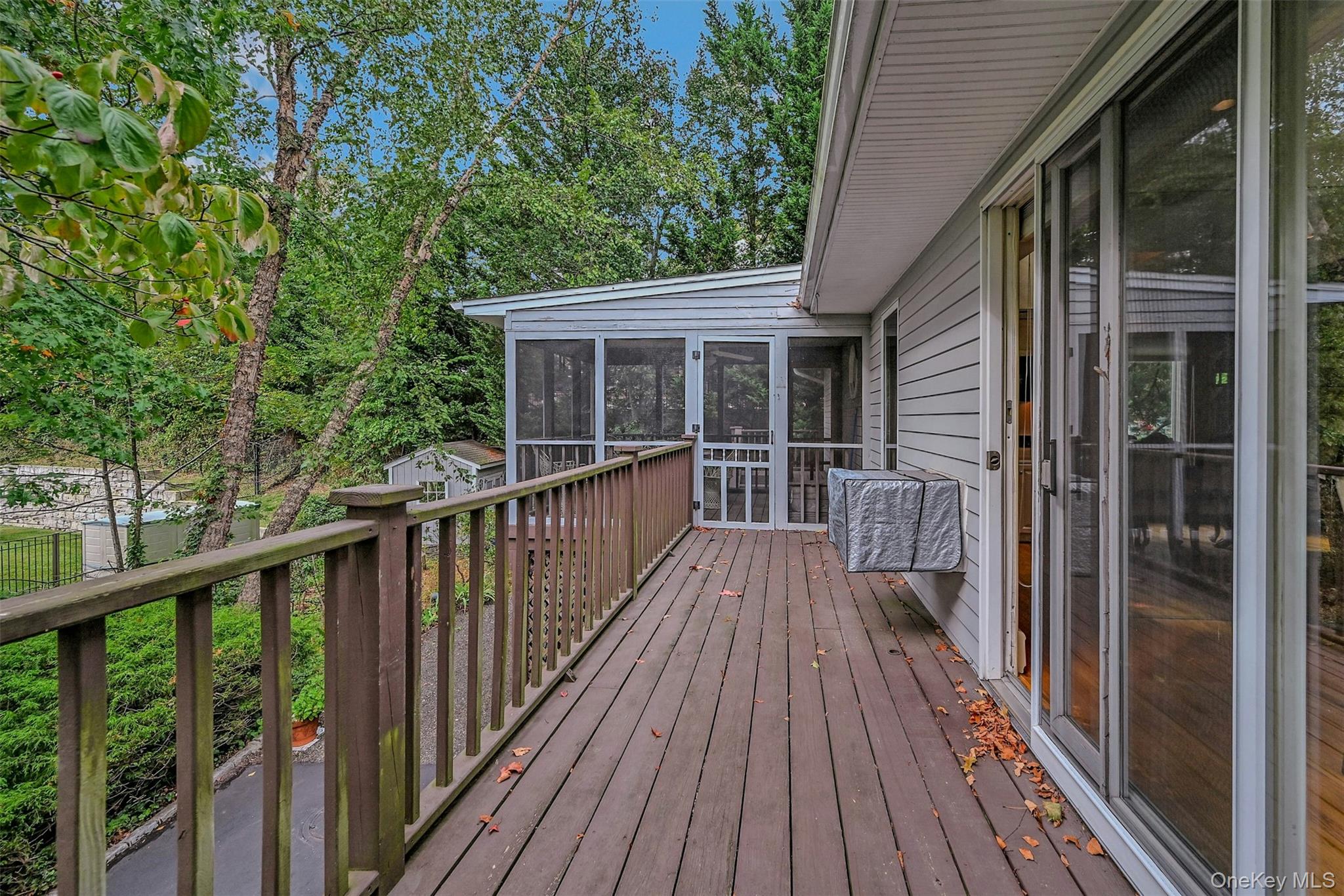 98 Eatons Neck Road, Northport, NY 11768