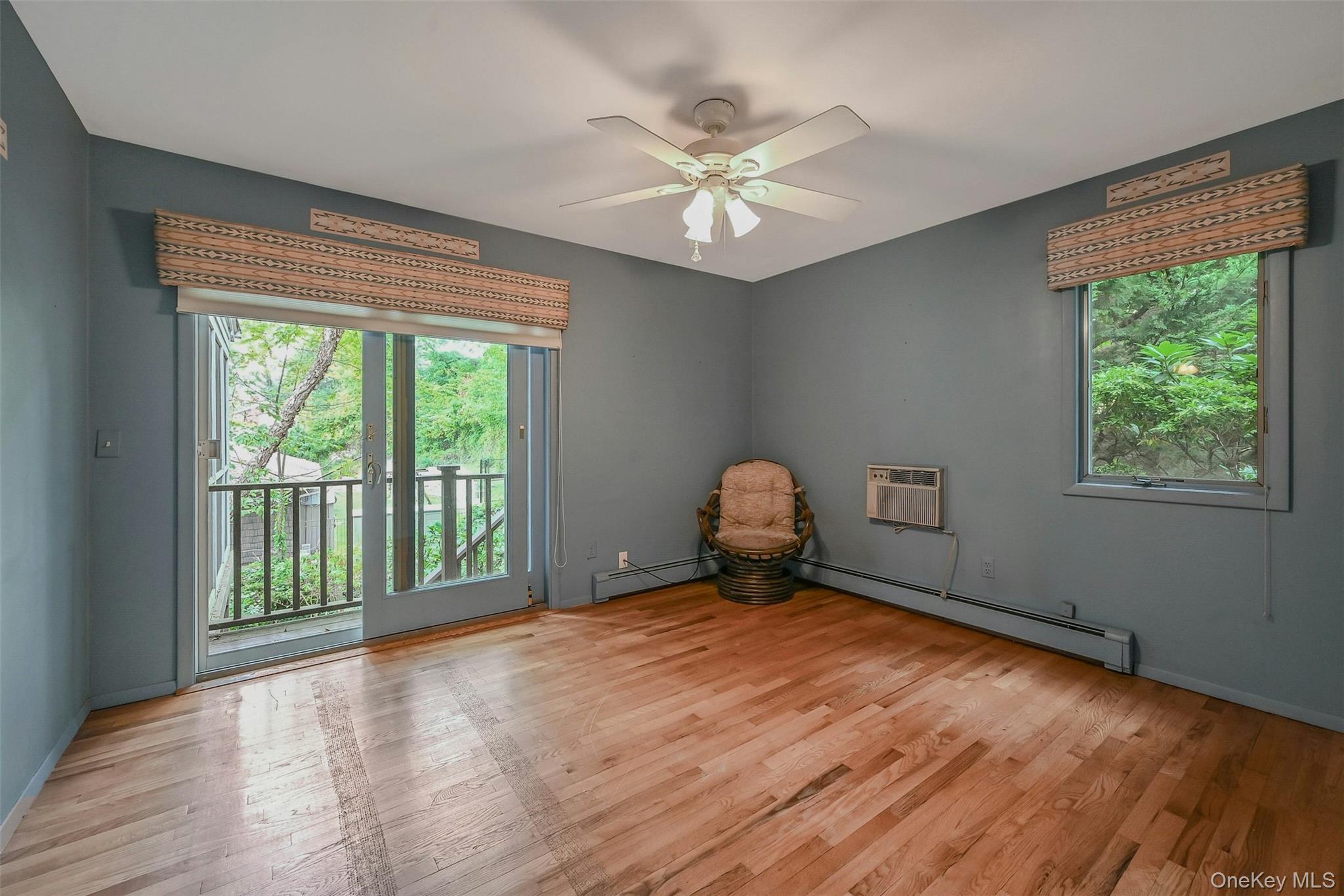 98 Eatons Neck Road, Northport, NY 11768