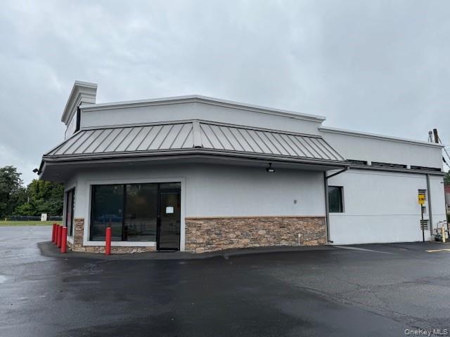 52 E Route 59 # 1, Nanuet, NY 10954