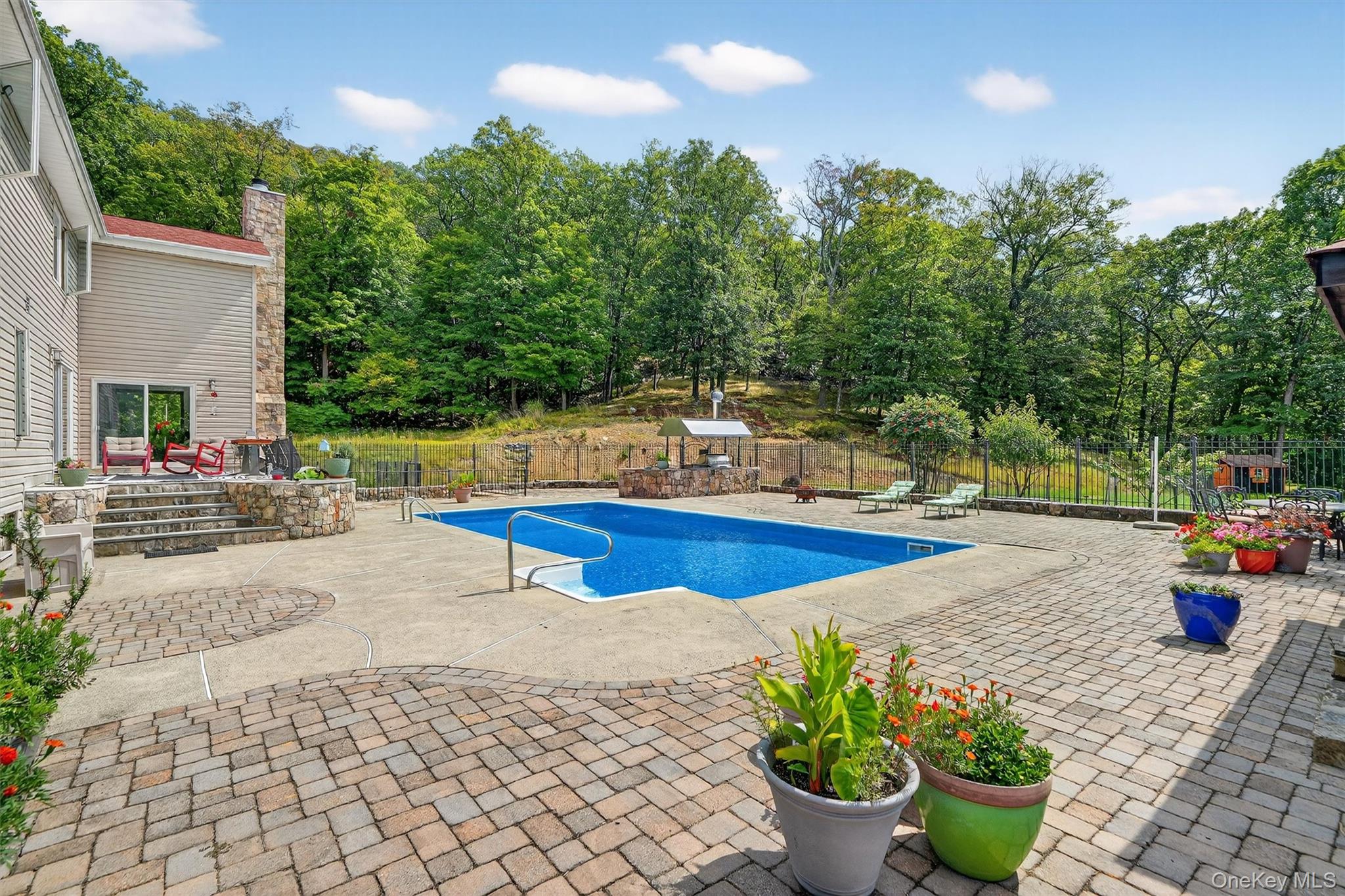 22 Skahen Drive, Tomkins Cove, NY 10986