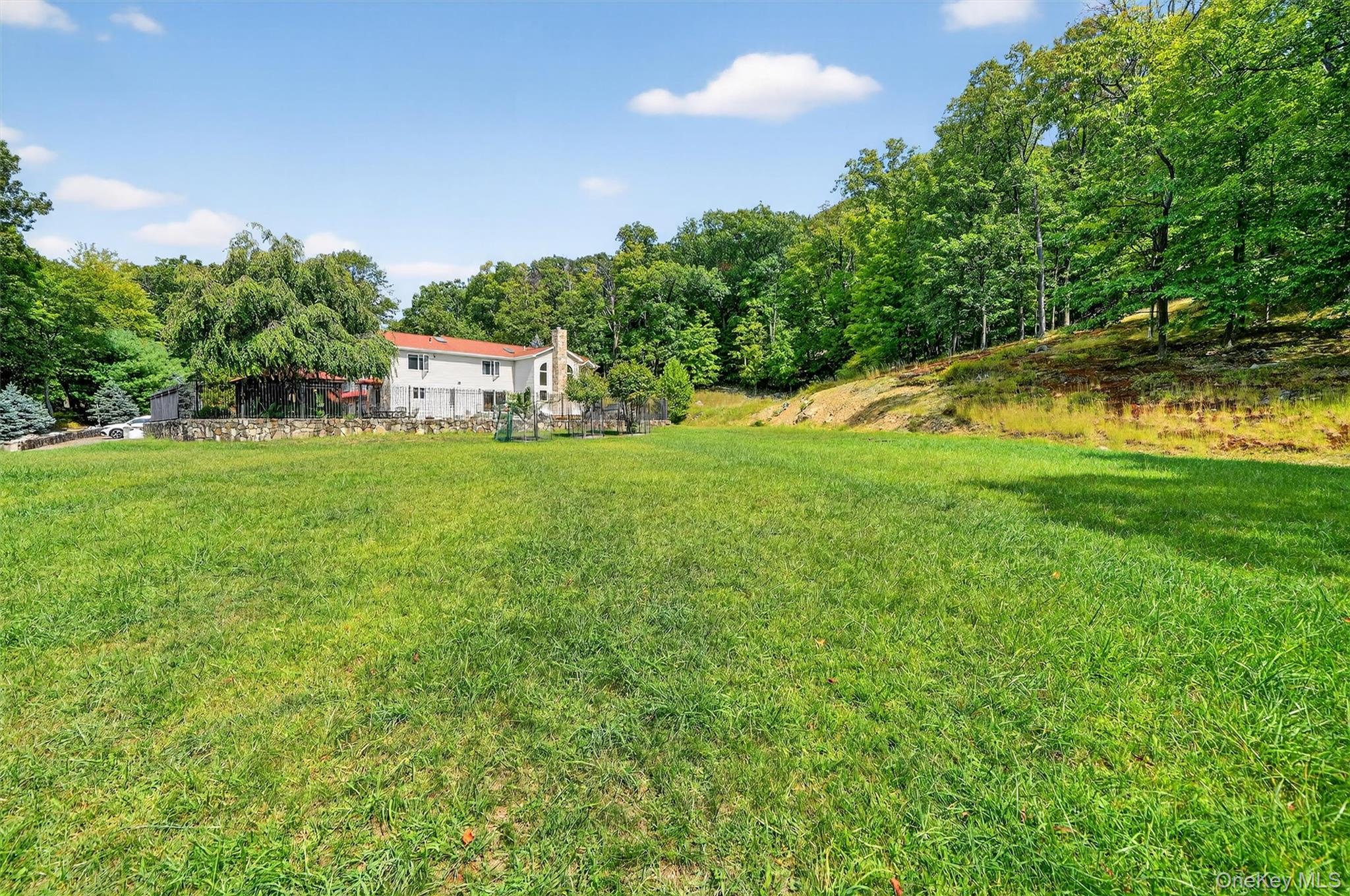 22 Skahen Drive, Tomkins Cove, NY 10986