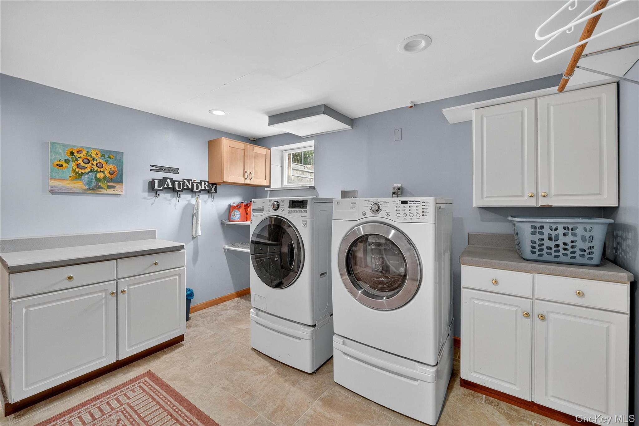 22 Skahen Drive, Tomkins Cove, NY 10986