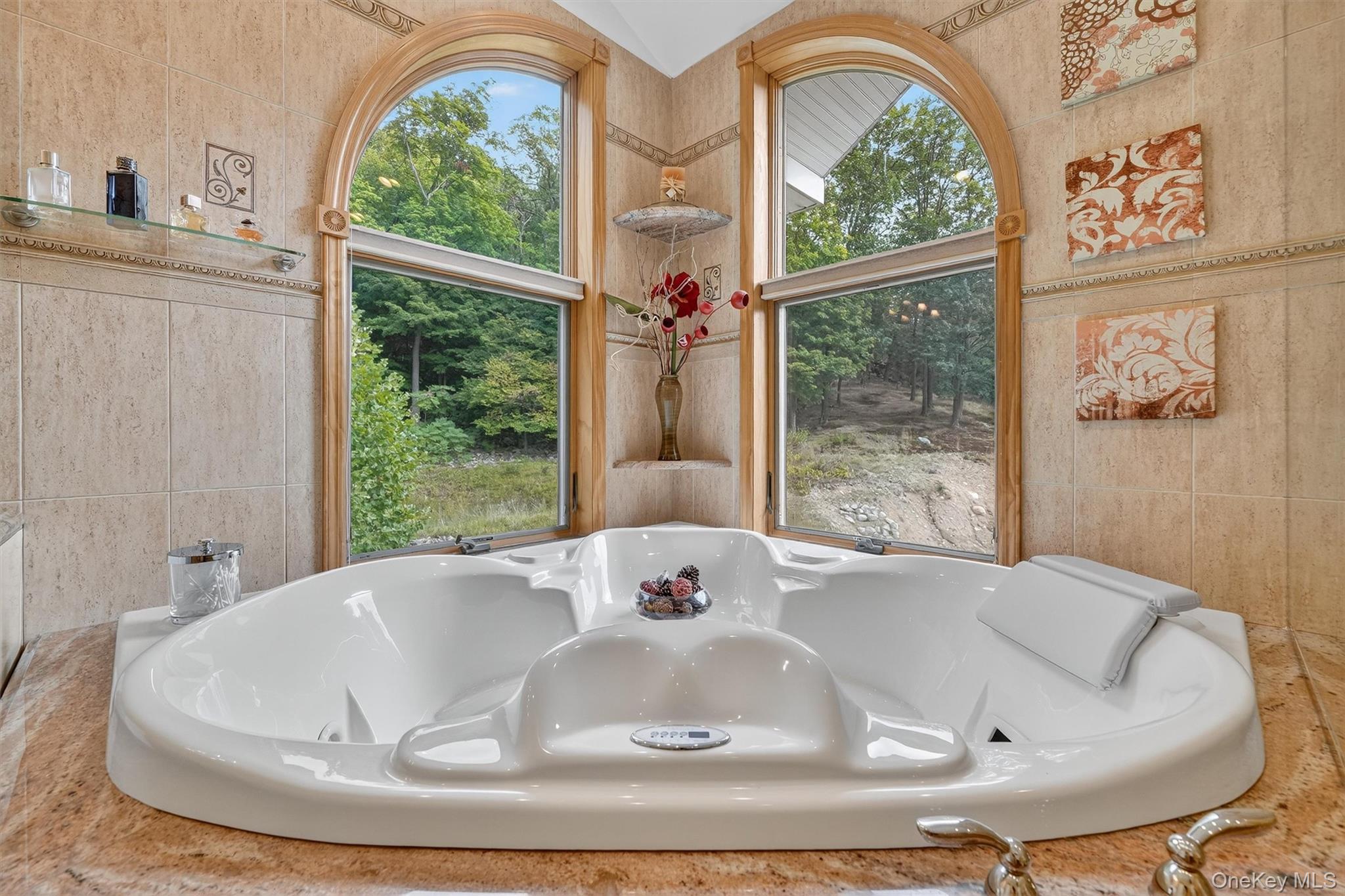 22 Skahen Drive, Tomkins Cove, NY 10986