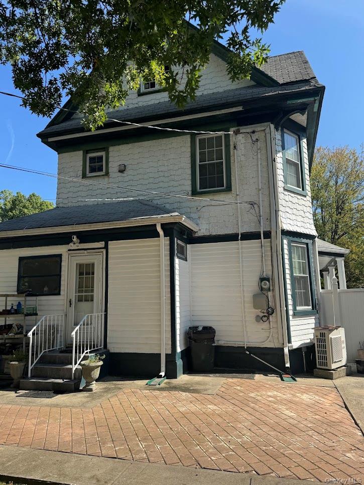 85-32 116 Street, Richmond Hill, NY 11418