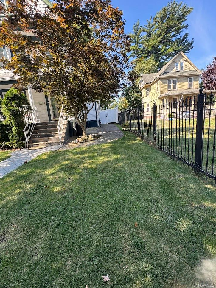 85-32 116 Street, Richmond Hill, NY 11418