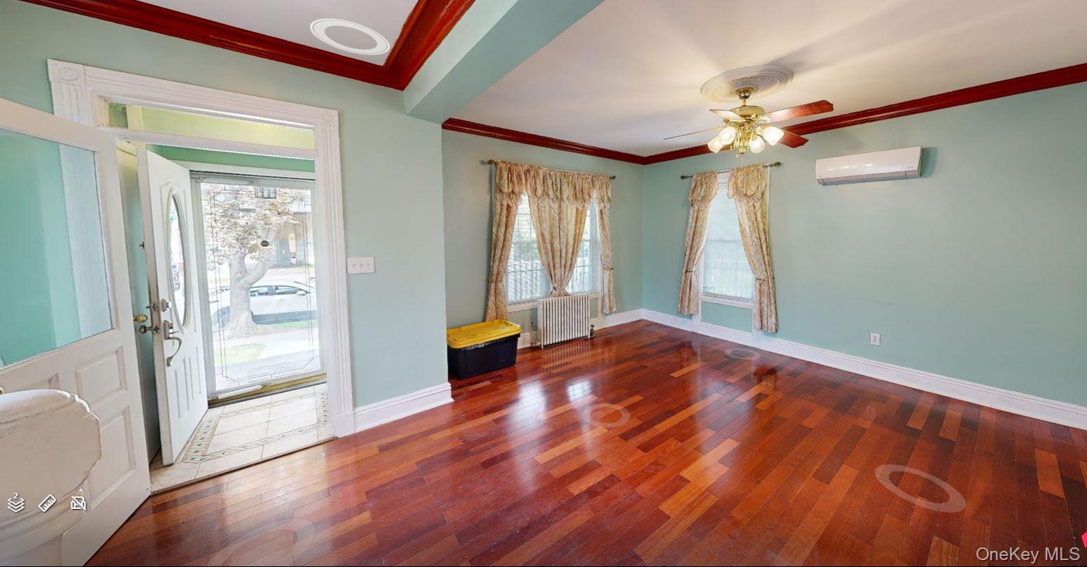 85-32 116 Street, Richmond Hill, NY 11418