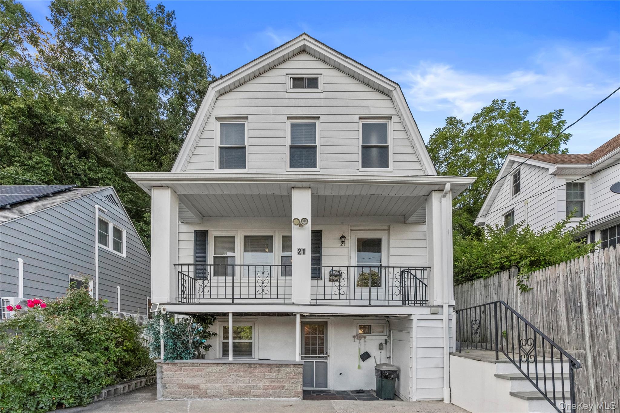 21 S Washington Avenue, Hartsdale, NY 10530