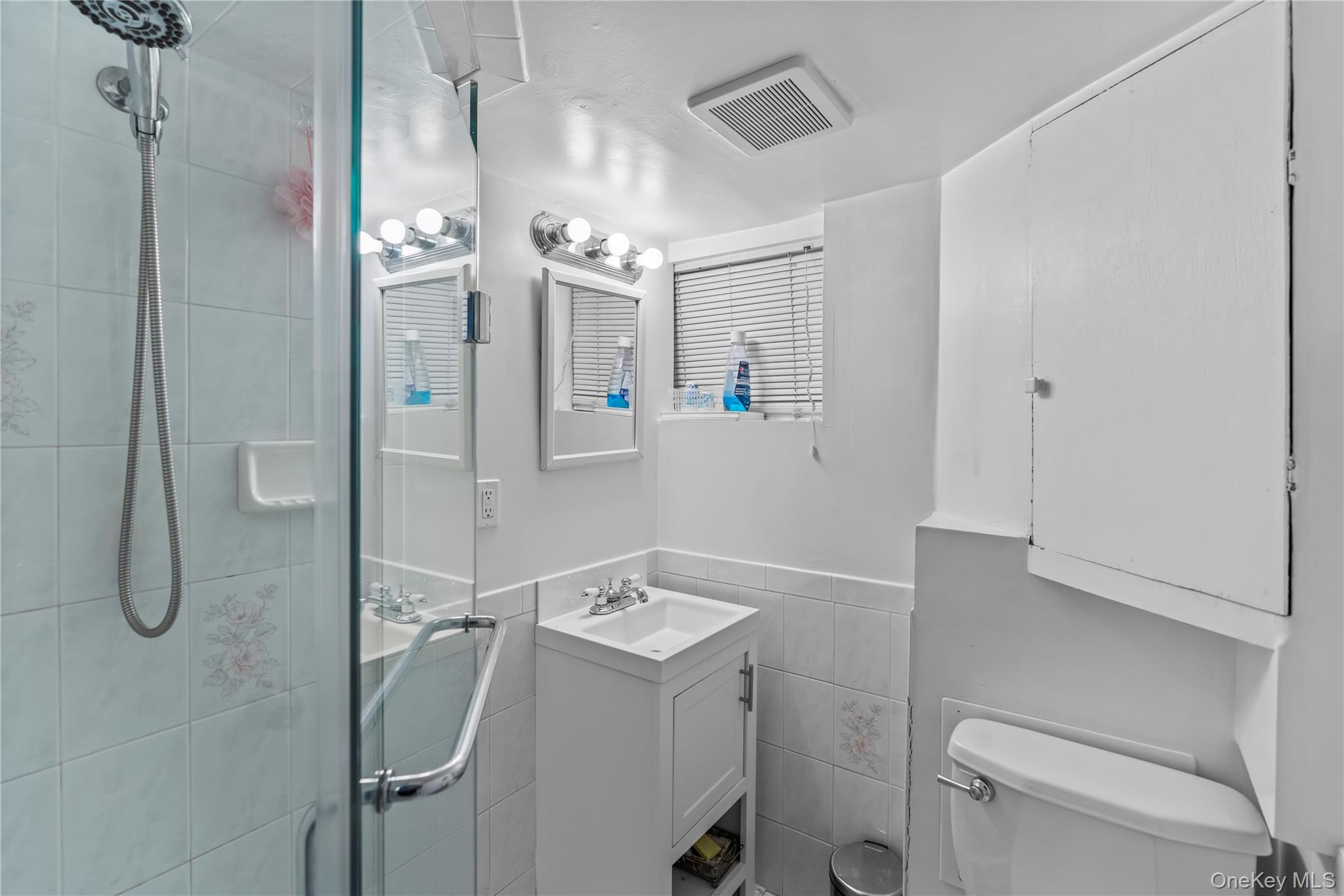 21 S Washington Avenue, Hartsdale, NY 10530