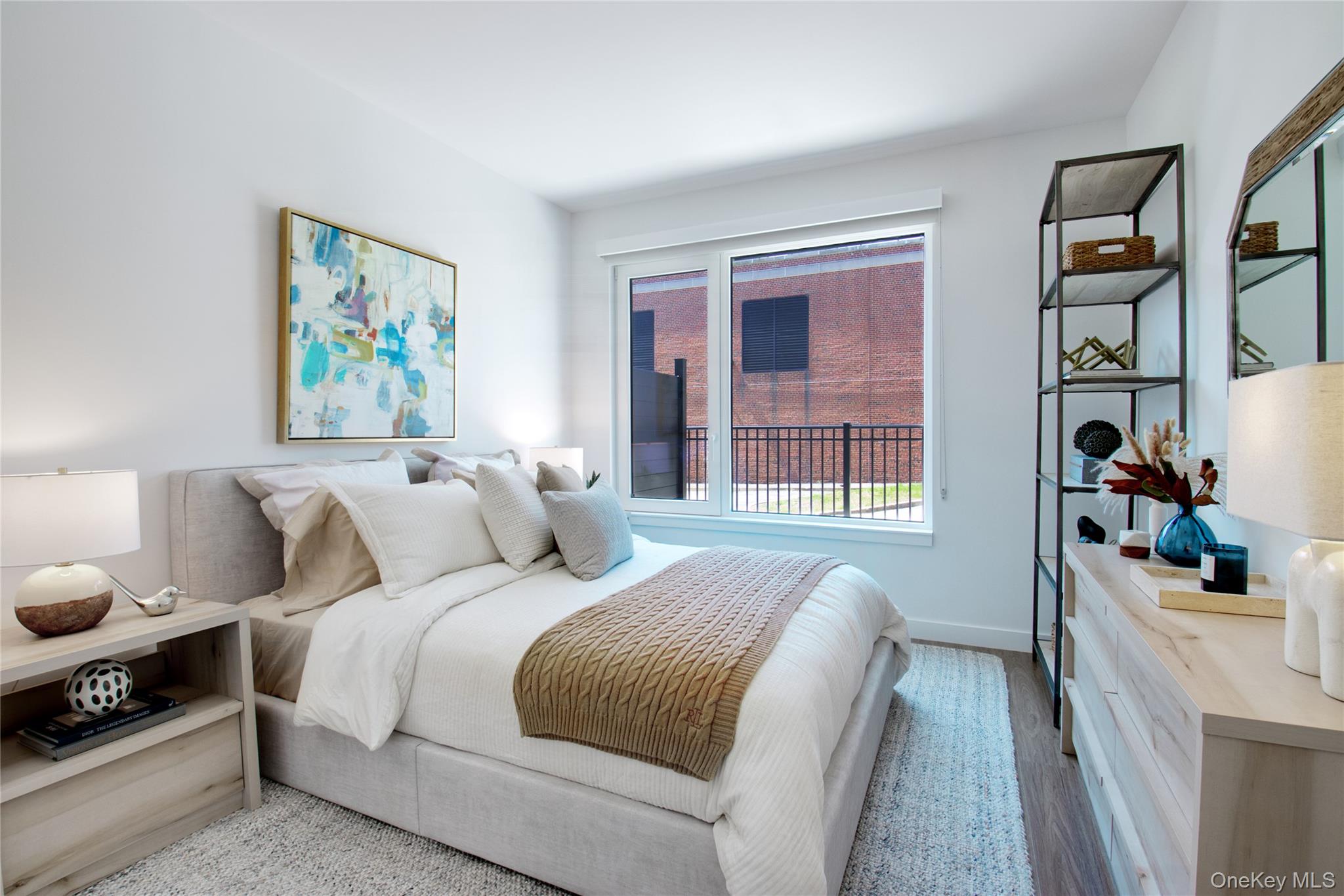 333 Warner Avenue # 206, Roslyn, NY 11576