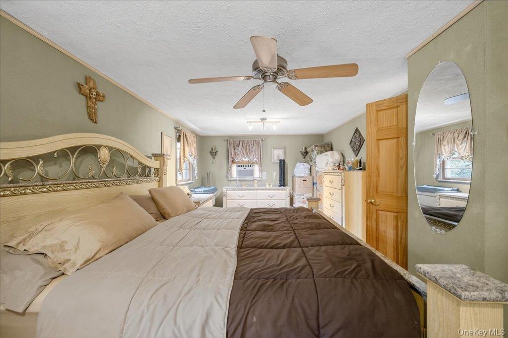 11 Merriewold Lane N, Monroe, NY 10950