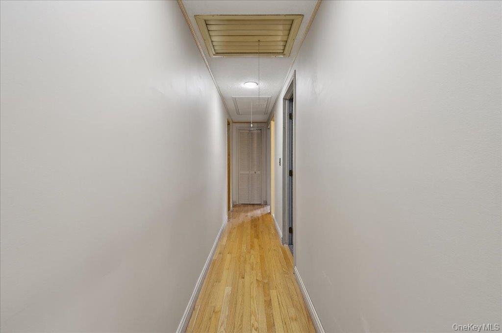 11 Merriewold Lane N, Monroe, NY 10950