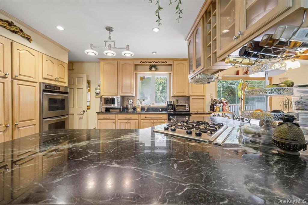 11 Merriewold Lane N, Monroe, NY 10950