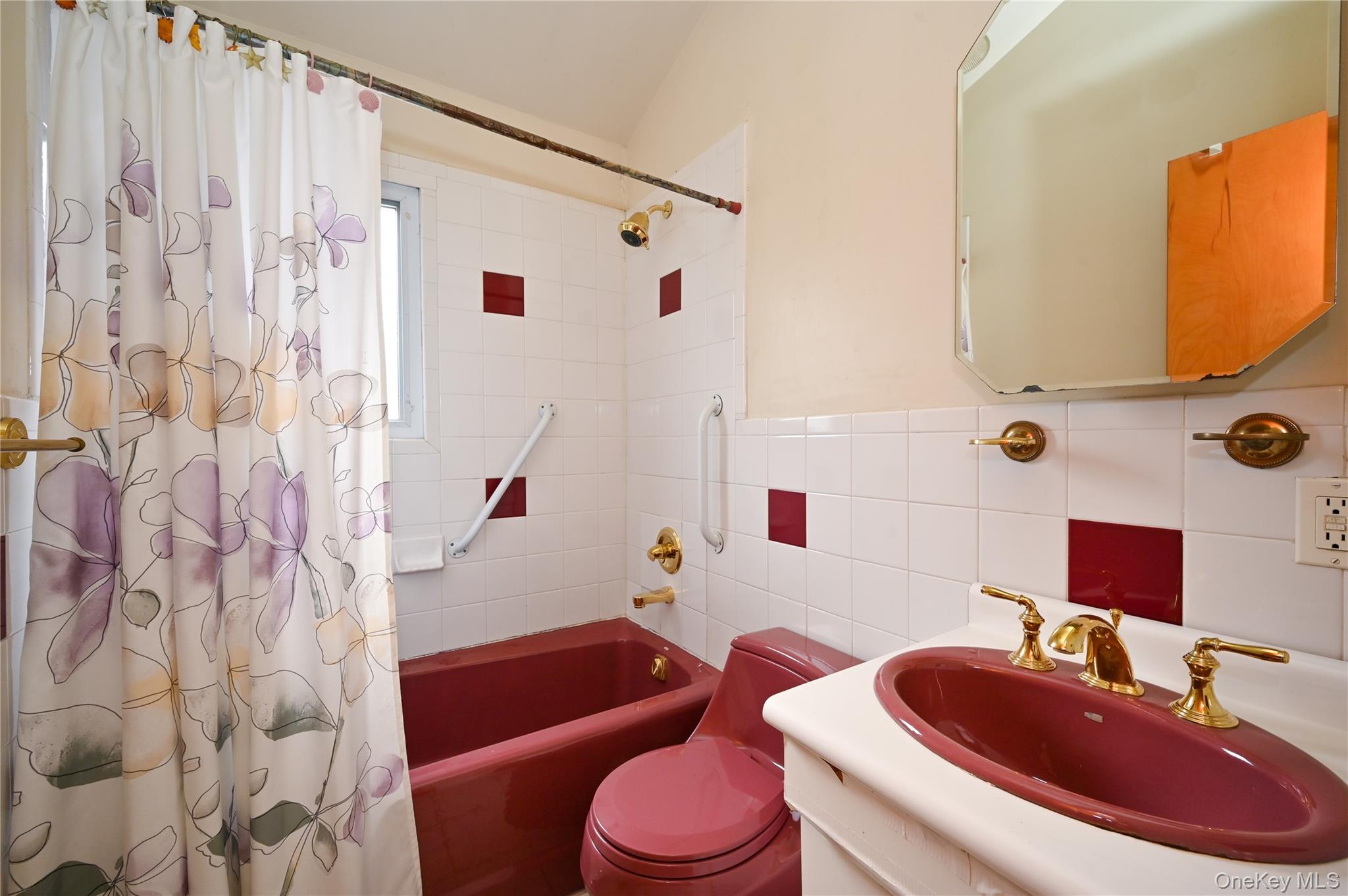 19720 58 Avenue, Fresh Meadows, NY 11365