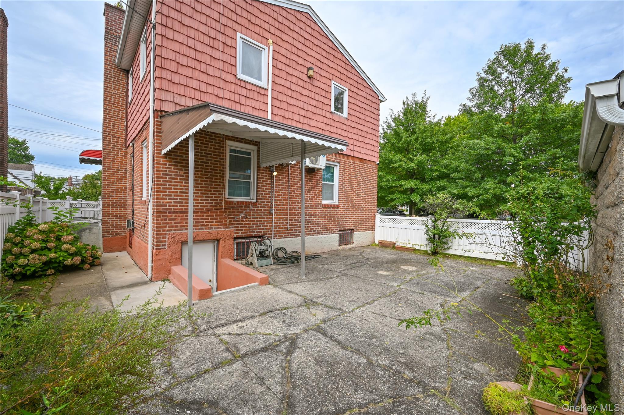 19720 58 Avenue, Fresh Meadows, NY 11365